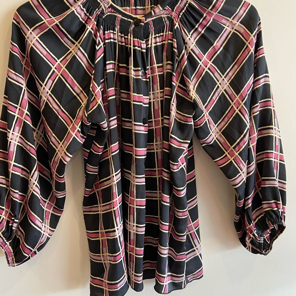 Vintage Tucker Silk blouse size small/ medium